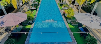 Villa Abadi Resort