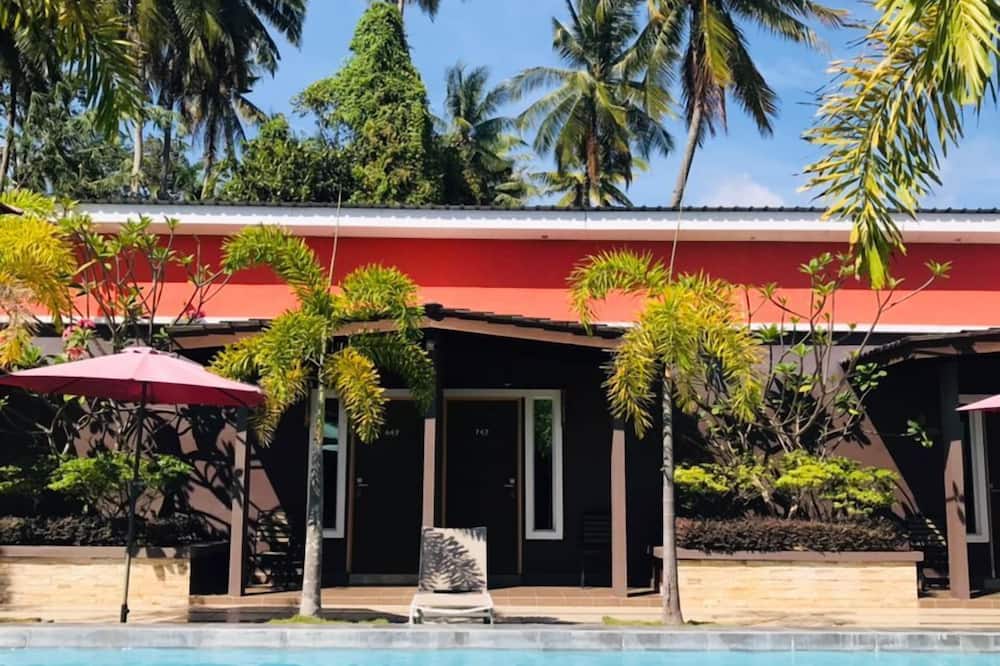 Villa Abadi Resort