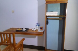 经济双床房, 1 间卧室 | 客房服务设施