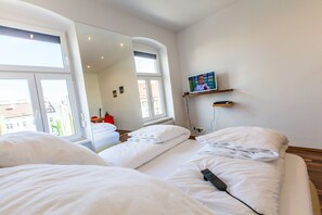 Apartment, 1 Bedroom (with garage)