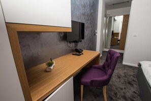 Doppelzimmer, Balkon, Gartenblick | Zimmerausstattung