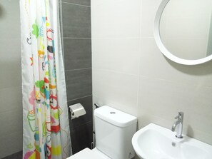 Business Suite, Hill View (Cyberjaya Cartoon Story) | Bathroom