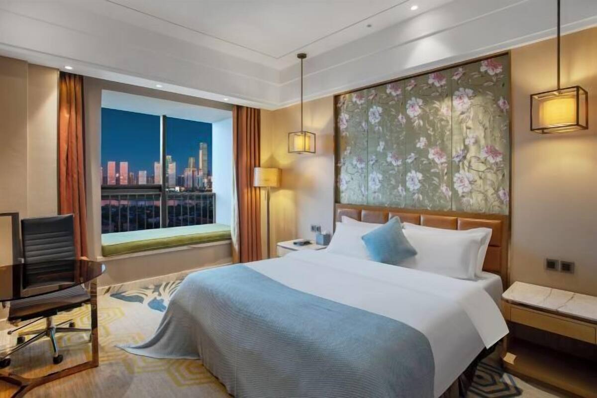 In-room safe, blackout drapes, iron/ironing board (on request)