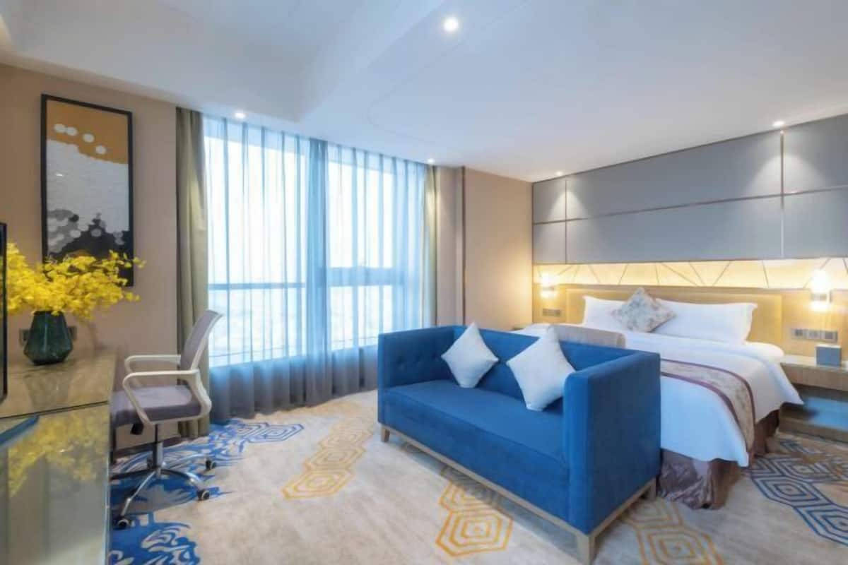 In-room safe, blackout curtains, iron/ironing board, free WiFi