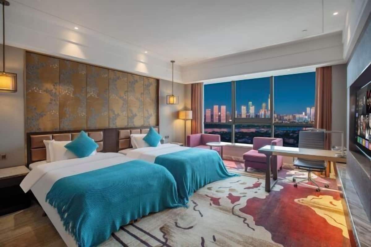 In-room safe, blackout drapes, iron/ironing board (on request)