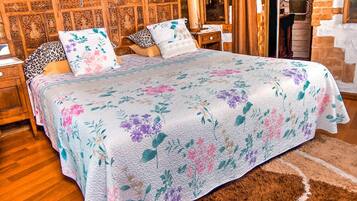 Apartment, 1 Bedroom (Lancelot) | Minibar, cribs/infant beds, free WiFi