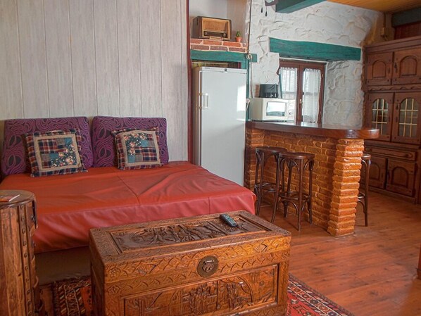 Apartment, 1 Bedroom (Don Quijote) | Living area