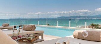 Pure Salt Residences