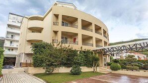 Unclassified image, 2 of 22, button - Hotel Mirenza (Budva)