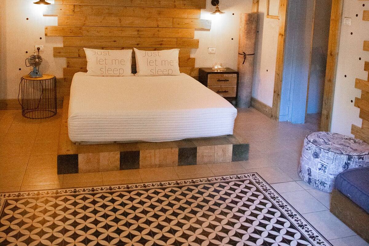 Habitación doble económica | Insonorización, tabla de planchar con plancha y camas extra