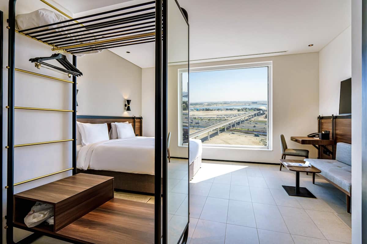1 bedroom, minibar, in-room safe, desk