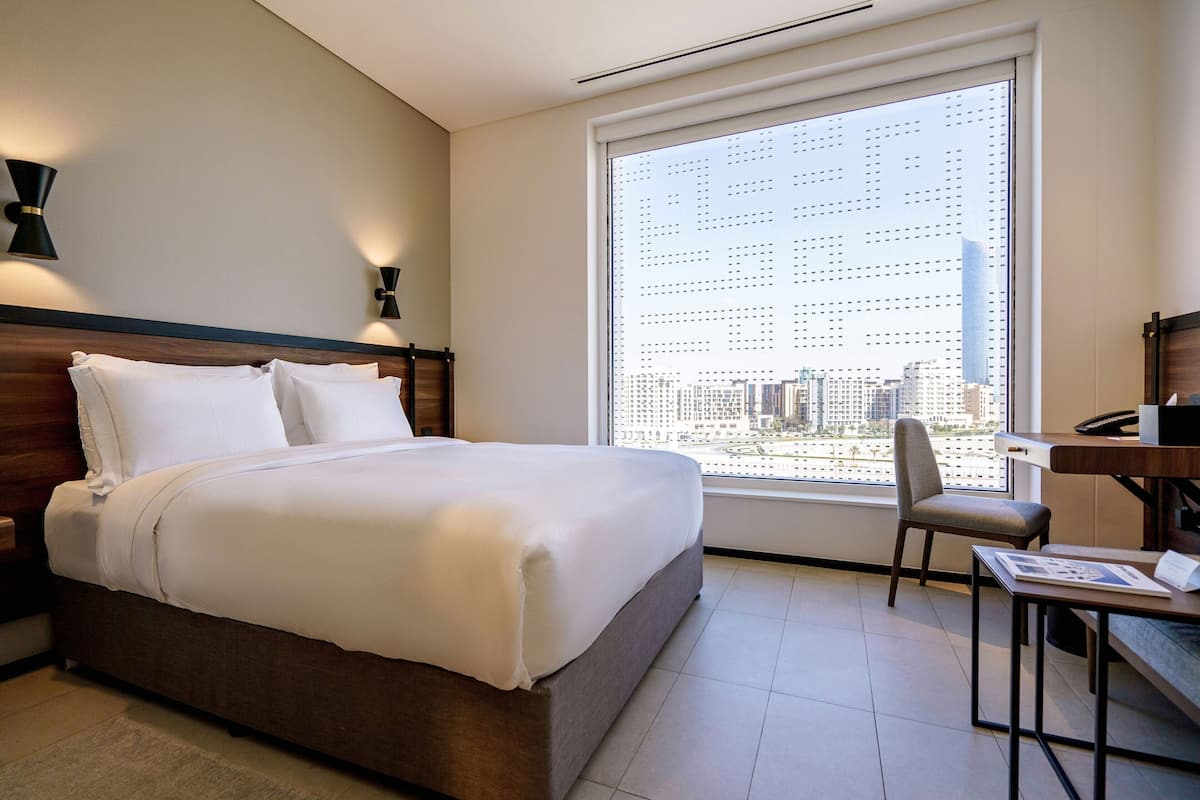 Room, 1 Queen Bed, Non Smoking, City View (Cozy Room)