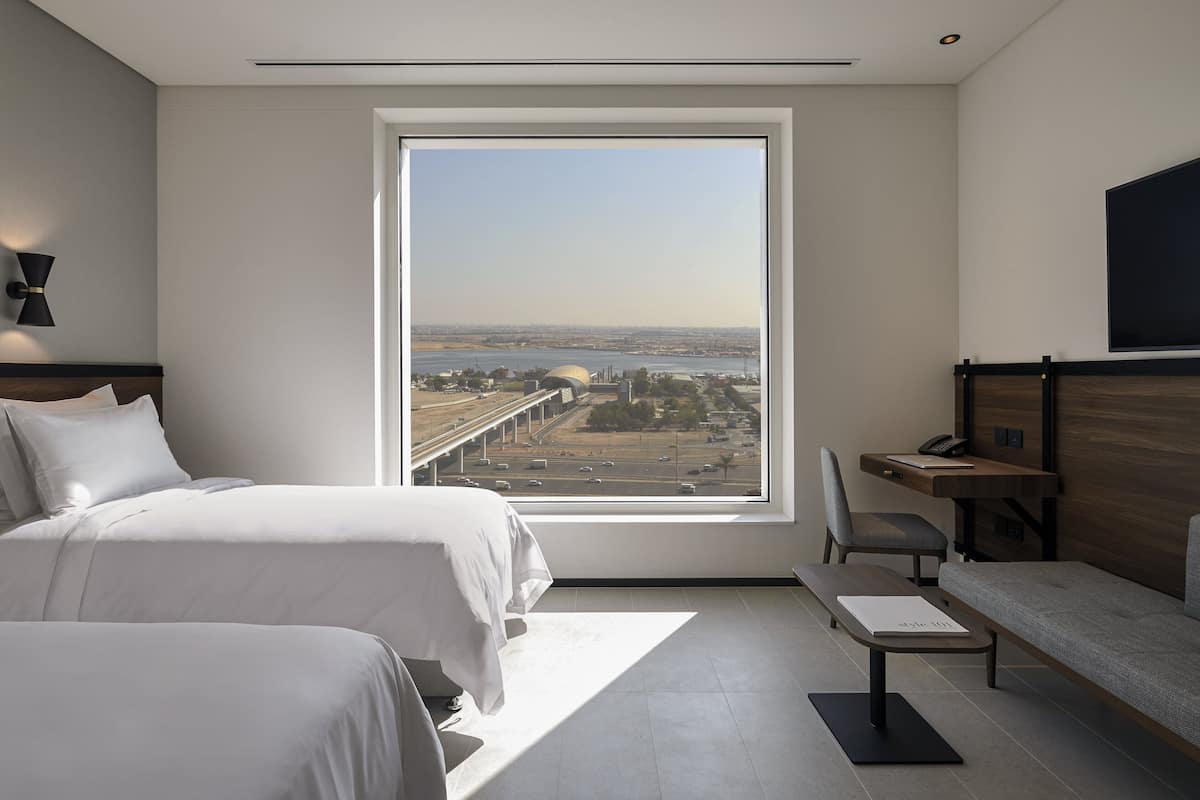 Room, 2 Single Beds, City View (Ideal Twin) | City view