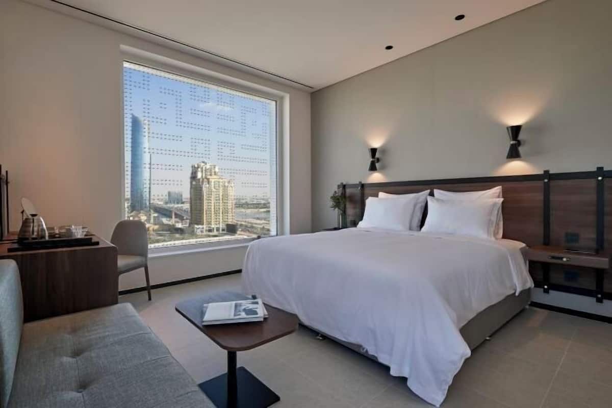 1 bedroom, minibar, in-room safe, desk