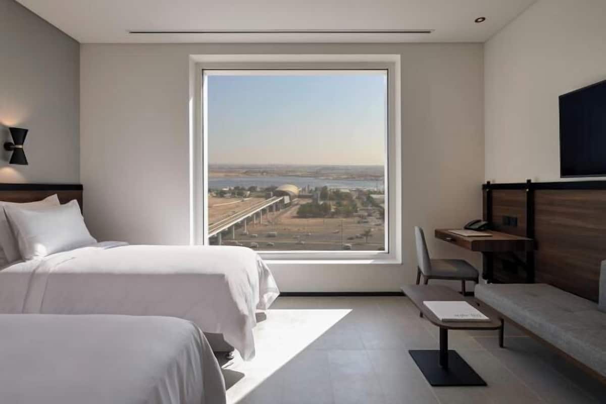 1 bedroom, minibar, in-room safe, desk