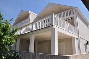 Front of property - Family Apartments (Tivat)