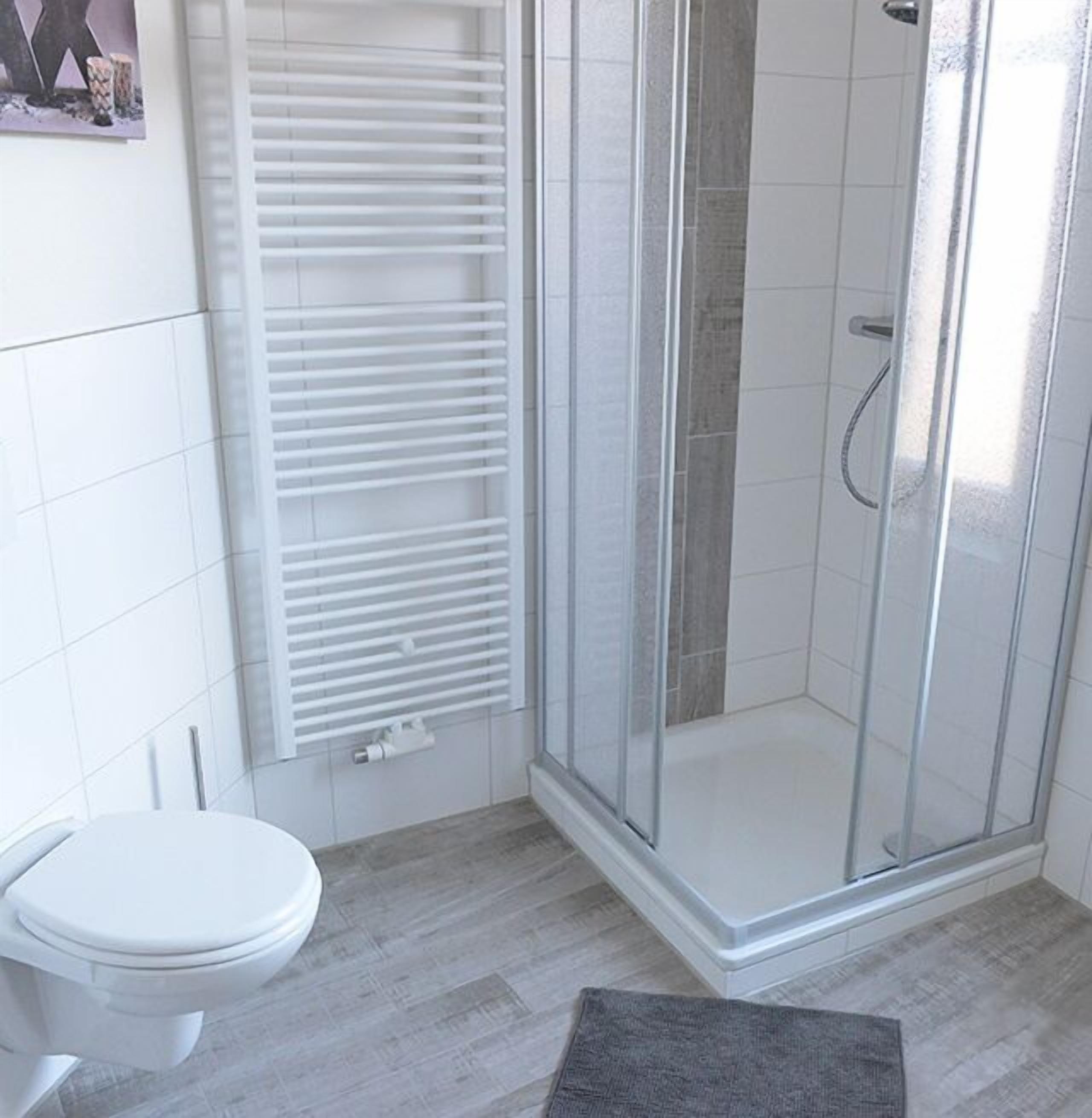 Douche, serviettes fournies