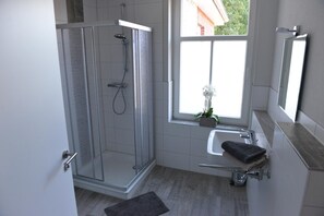 Dusj og håndklær