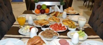 瑟赫里贝耶萨酒店