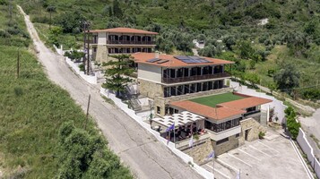 Εξωτερικός χώρος καταλύματος