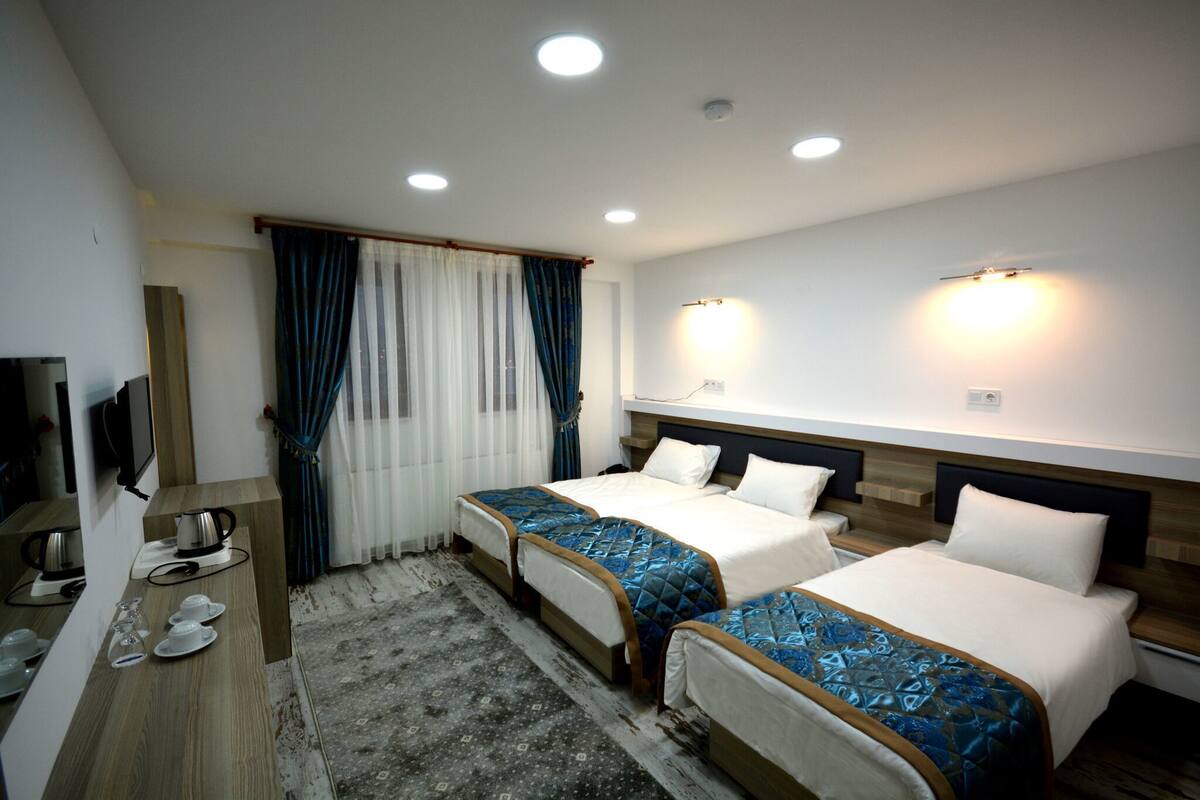 Triple Room | Premium bedding, desk, free WiFi