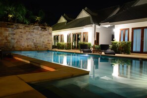 Outdoor pool, a waterfall pool, open 9:00 AM to 10:00 PM, pool umbrellas - RungNara Pool Villa (San Sai)