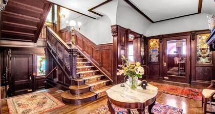 InnBuffalo off Elmwood