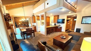 Condo, 2 Bedrooms | Living area