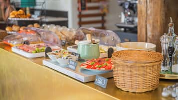 Daily buffet breakfast for a fee