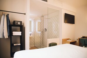 Habitación Superior Deluxe | Down comforters, memory foam beds, in-room safe, desk - H La Paloma Boutique (Barcelona)