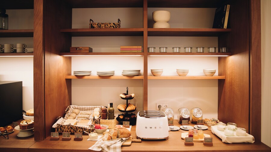 H La Paloma Boutique