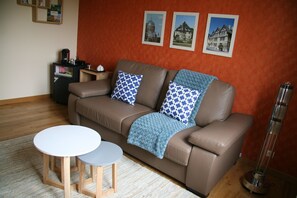 Royal Suite (Au pied de la Cathédrale ) | Living area - Les Suites Champenoises (Tinqueux)