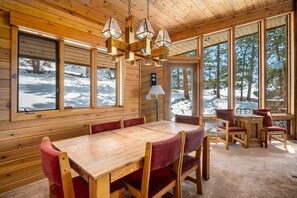 House, 2 Bedrooms | Dining - Stutzhaven in the Mountains - 2 Br Home (Estes Park)