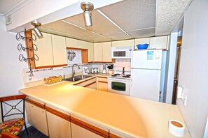 Condo, 2 Bedrooms | Private kitchen - Thunder Island 10A (Ocean City)
