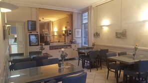 Dining - ACANTHE HOTEL (Bordeaux)