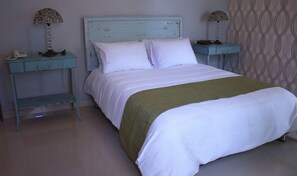 Iron/ironing board, free WiFi, bed sheets - Casa Lunatta (Guanajuato)