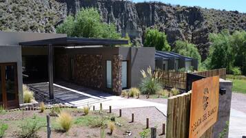 واجهة المنشأة