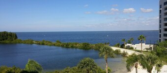 Vacker fjärde våningen Gulf View Condo