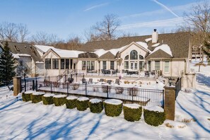 Exterior - Signature Lakefront w/ Dock & Outdoor Pool (SWANTON)