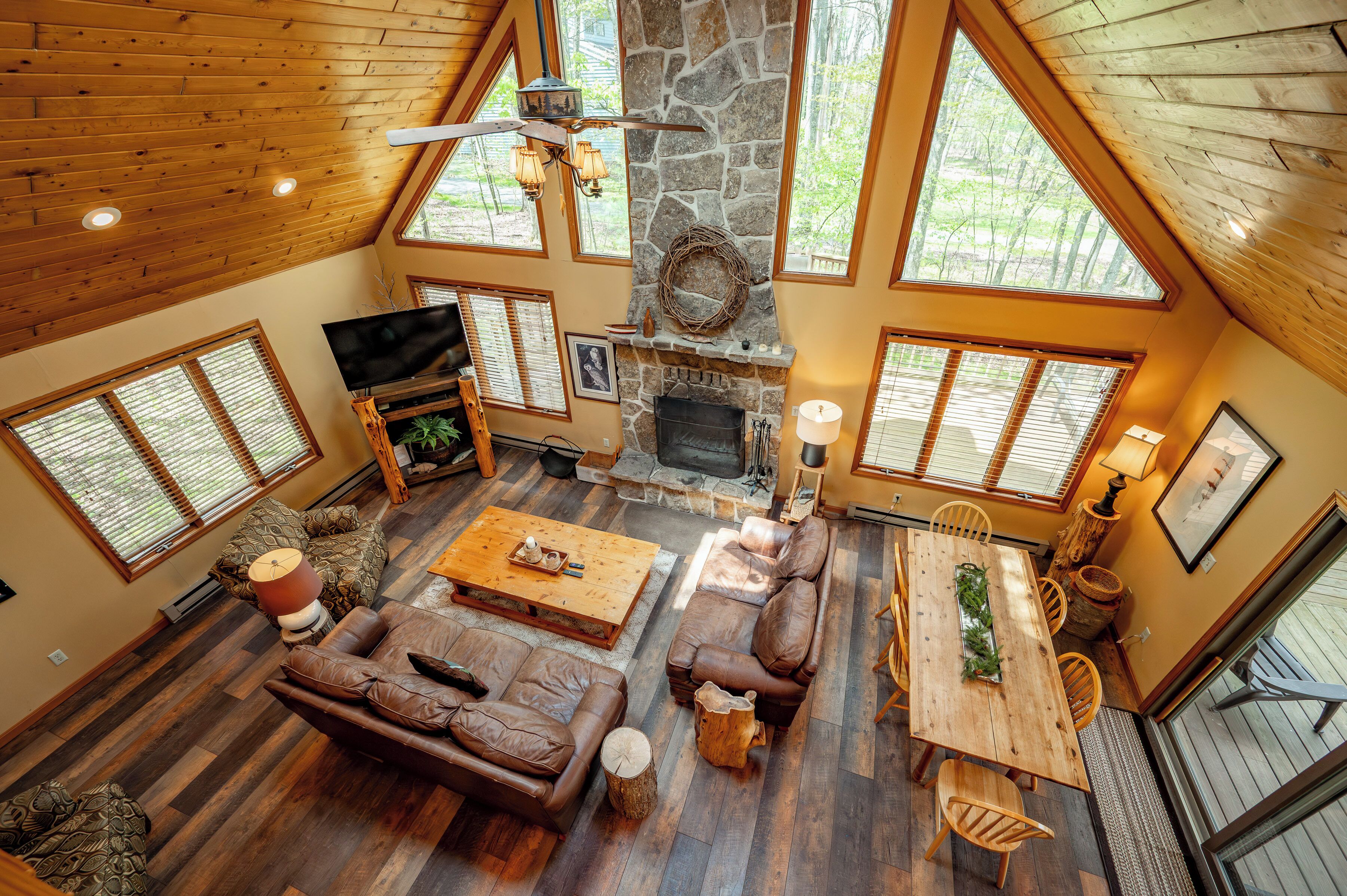 TV, fireplace, DVD player