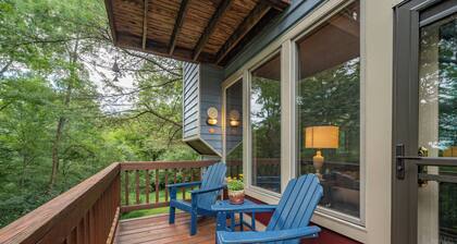 Ski-Side Retreat w/ Hot Tub & Lake Access