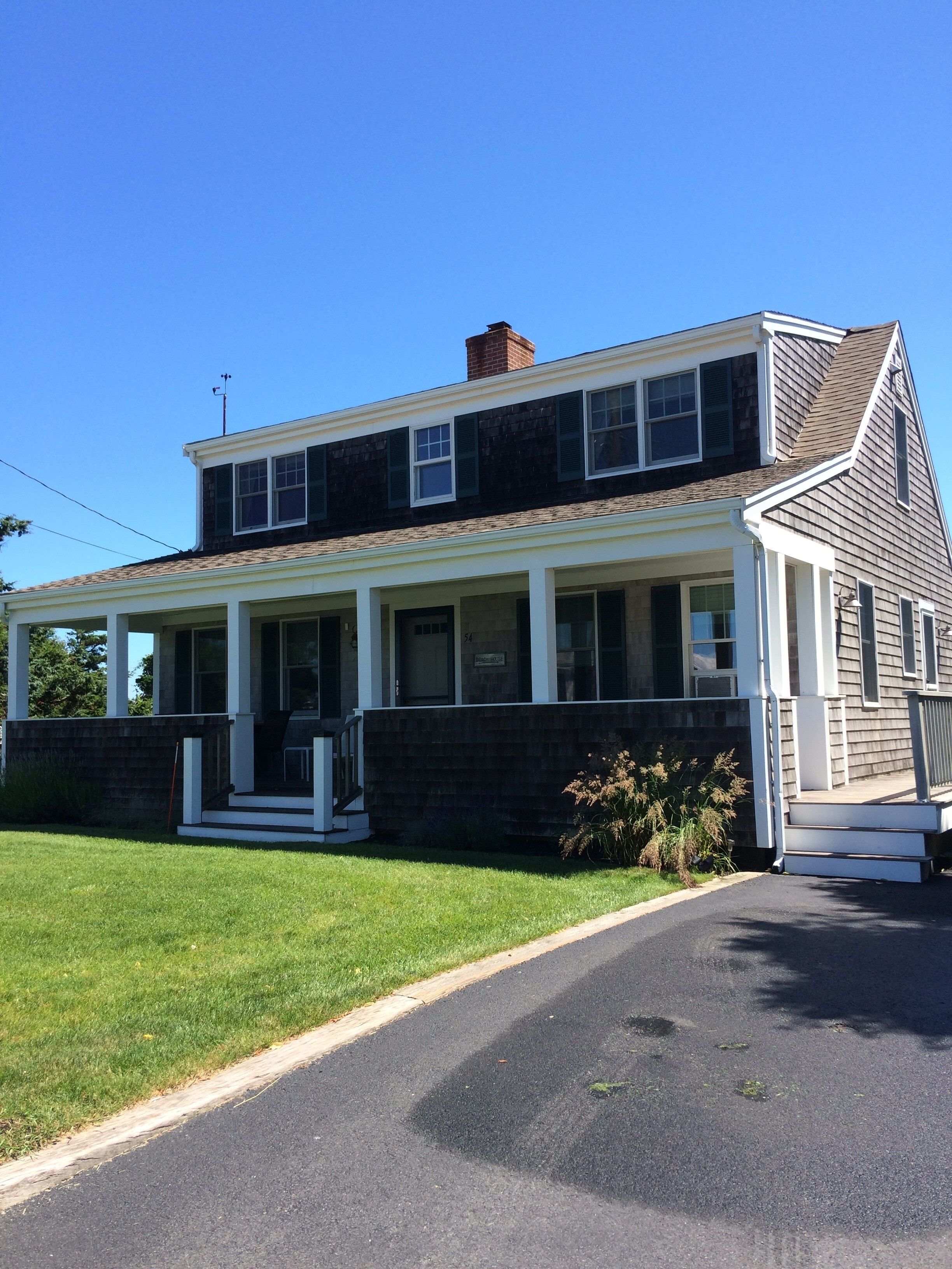 A stones throw to Dr. Lords beach