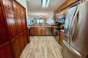Fridge, microwave, oven