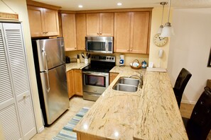 Kjøleskap, mikrobølgeovn og ovn