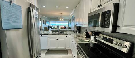 ثلاجة، ميكروويف، فرن