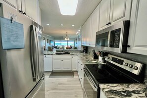 Fridge, microwave, oven