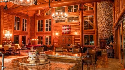 LX28 Oceanfront Estate on 30 Acres: Great for Weddings!