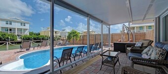 P43 - Spacious 3 bedroom 3 bath home with Pool in the Sombrero Beach Area