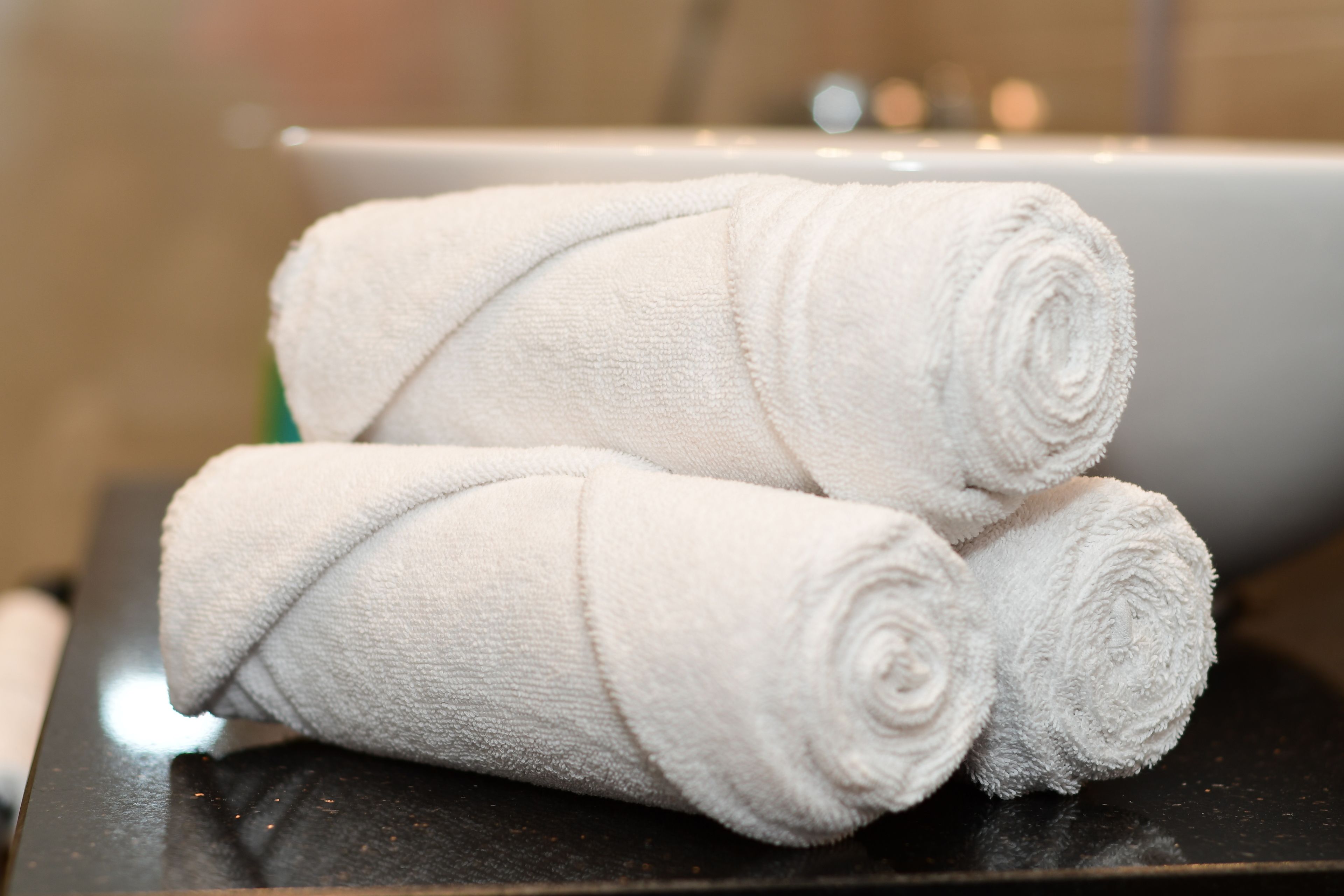 hydromassage showerhead, free toiletries, hair dryer, slippers