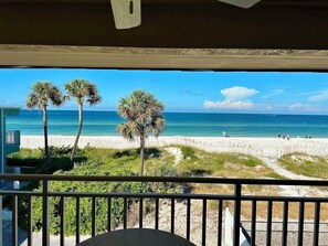 Imagen sin descripción, 4 de 42, botón